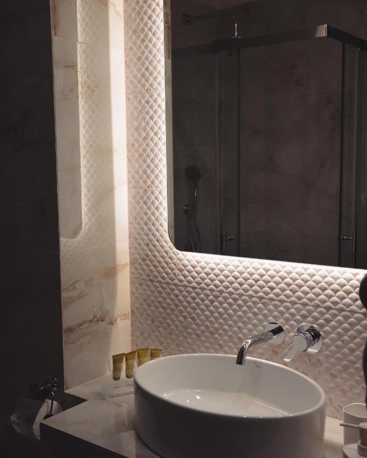 Aqua Mare Hotel Nea Kallikrateia エクステリア 写真